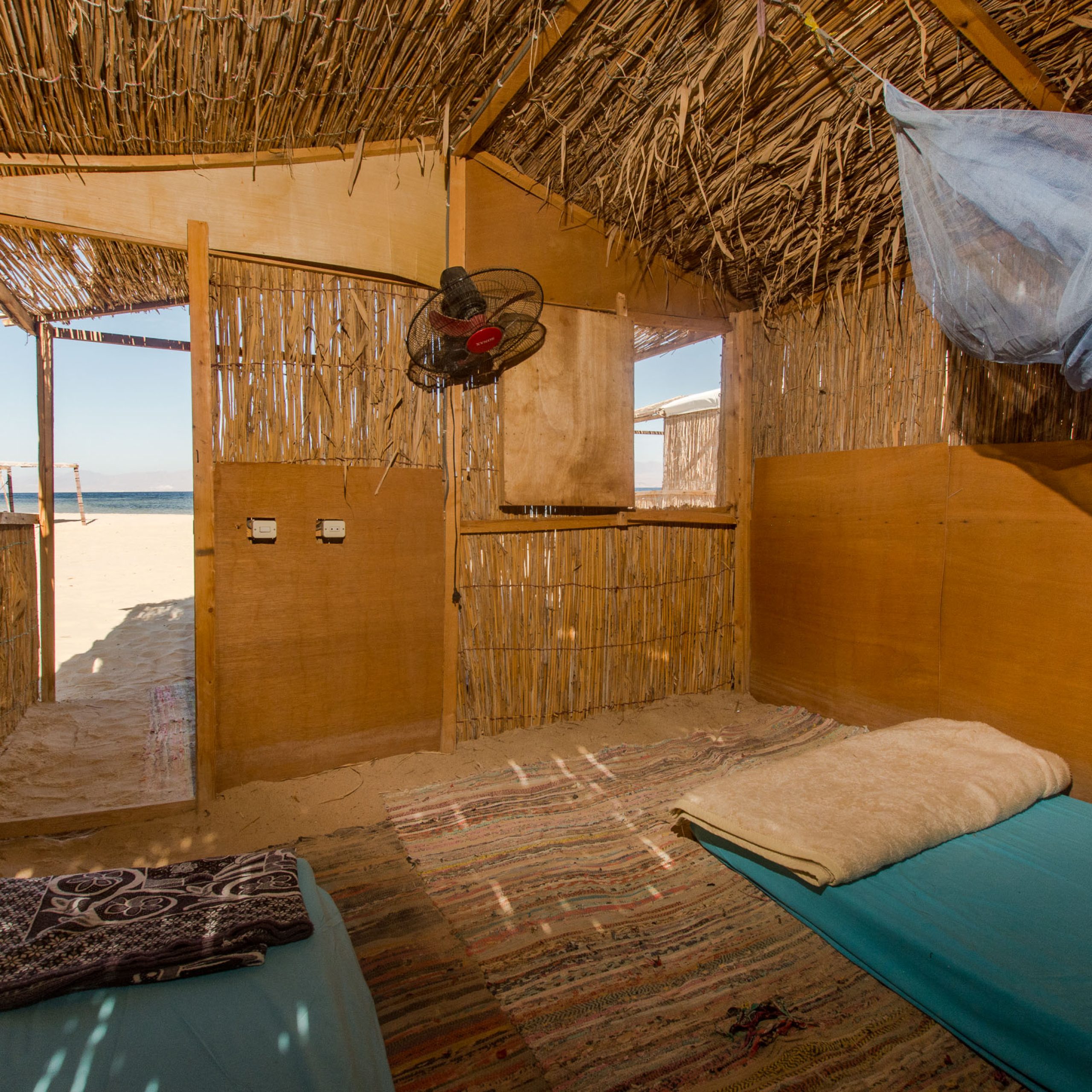 Hut with Fan and shared bathroom